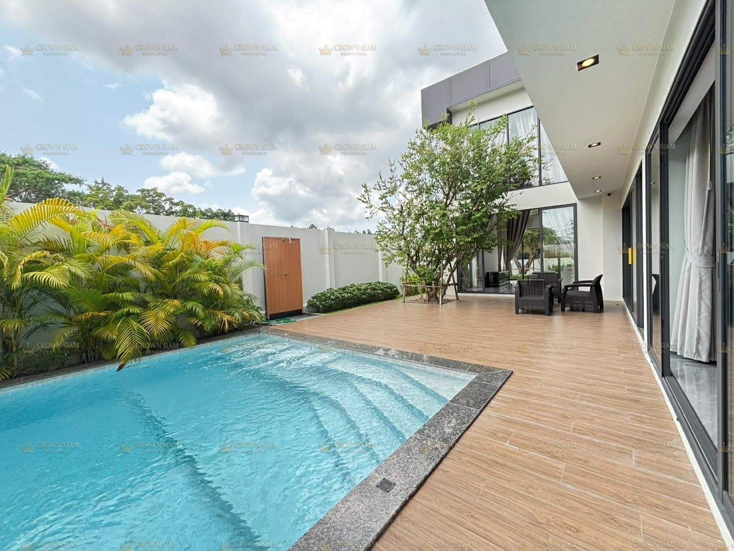 มาบประชัน • บ้านดีไซน์หรู • วิลล่า 4 ห้องนอน 6 ห้องน้ำ - Image 3