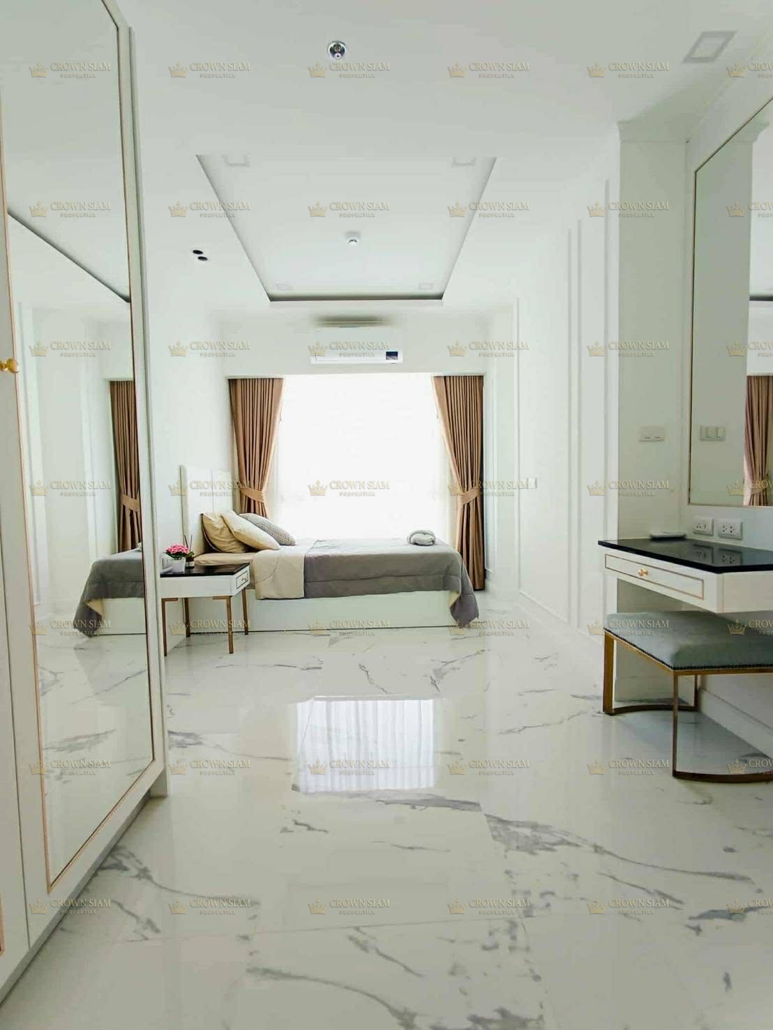 JOMTIEN EMPIRE TOWER  - Image 10