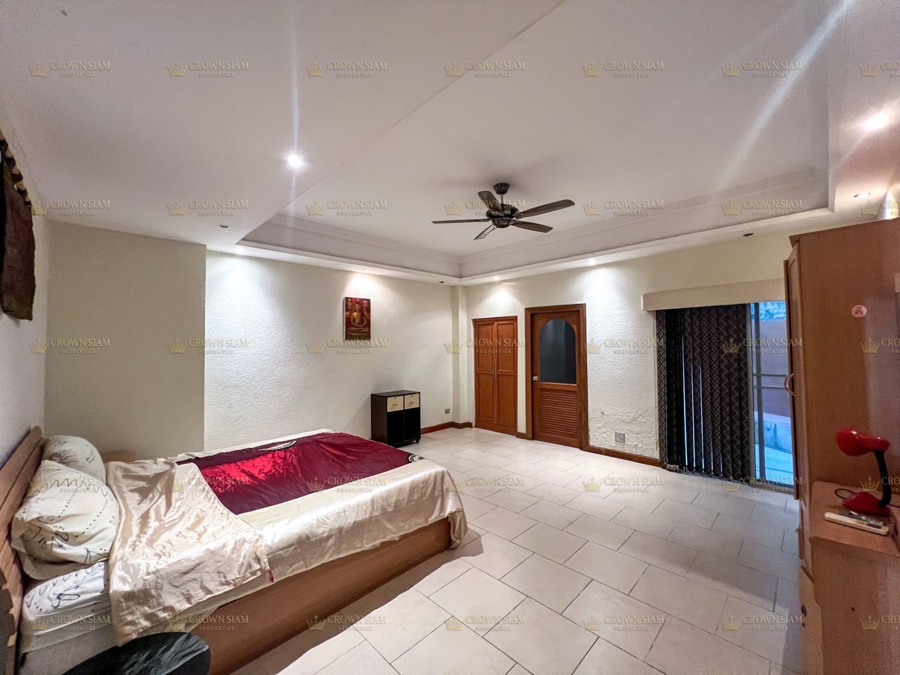 APARTMENT BUILDING FOR SALE WITH POOL  l  PRATUMNAK - Image 9