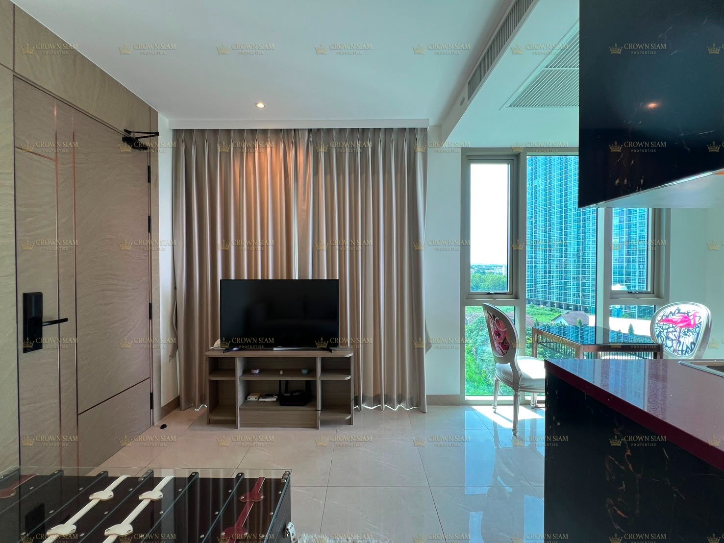 Jomtien • The Riviera Ocean Drive • 1BR Condo - Image 4