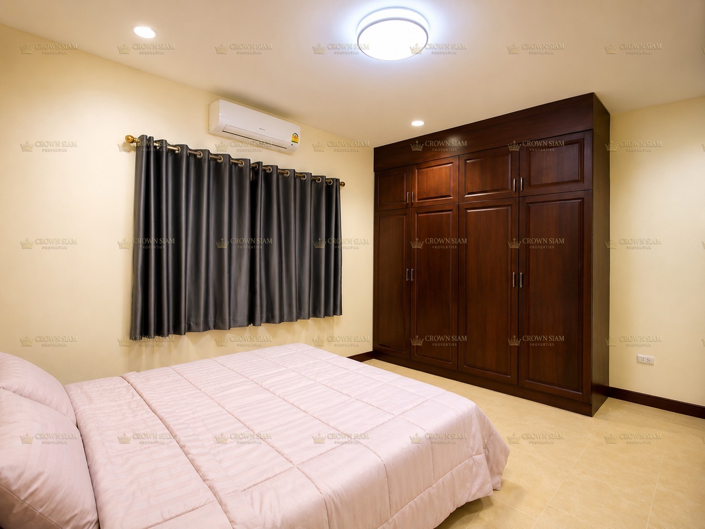 East Pattaya • S.P. 4 Village • 3BR House - Image 9