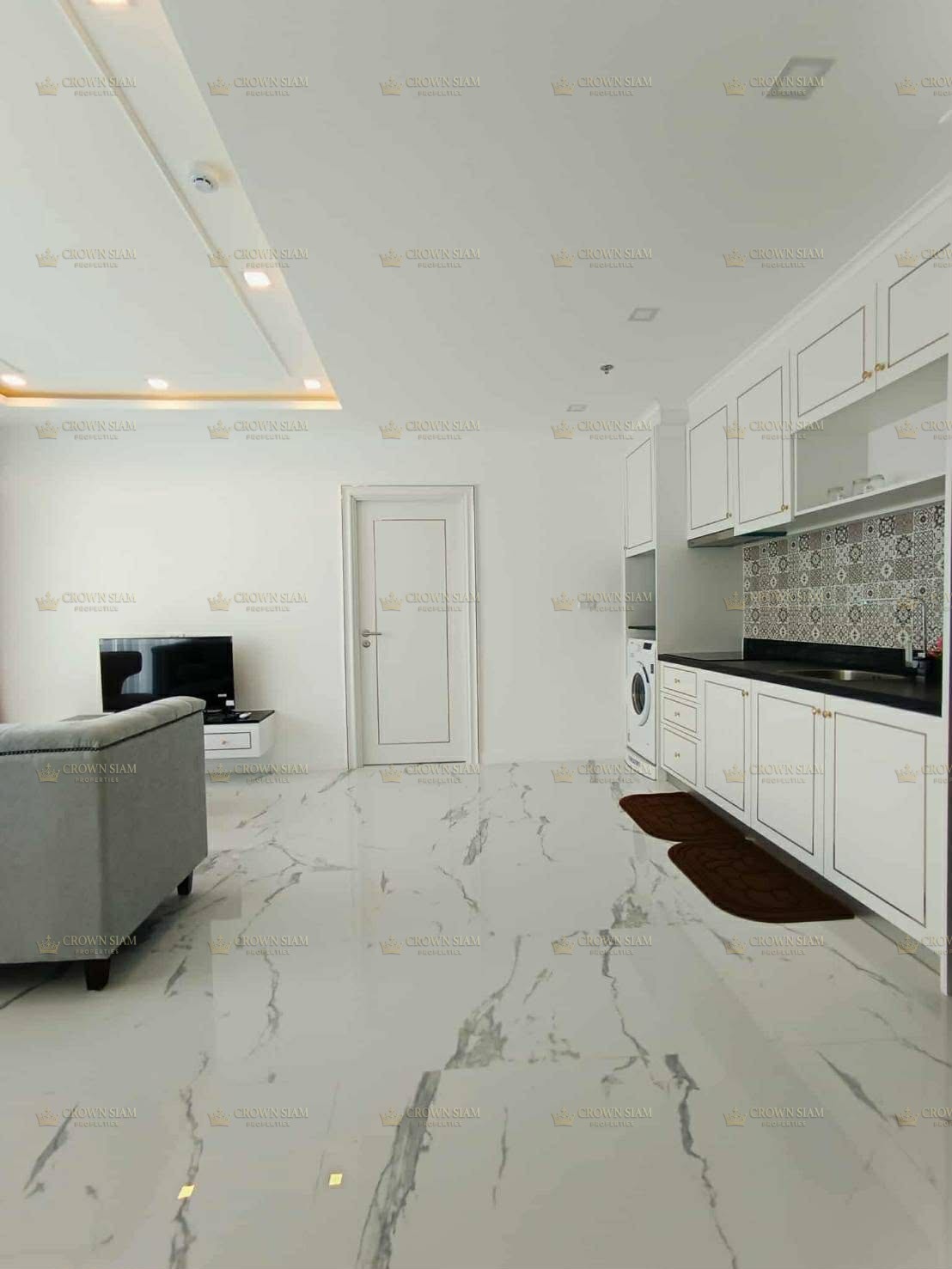 JOMTIEN EMPIRE TOWER  - Image 4