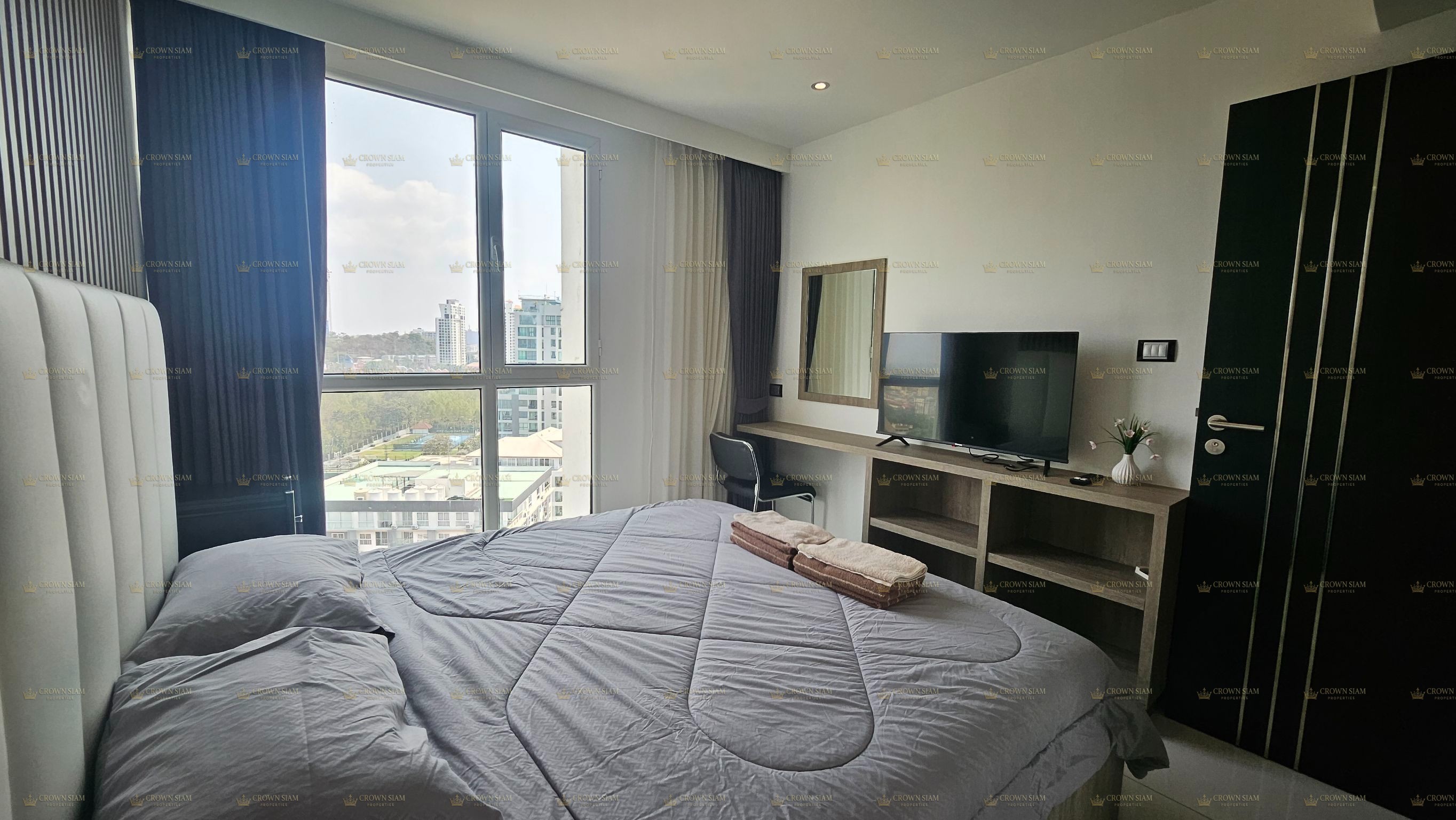 Pratumnak • Sky Residence • 16F 1BR Condo for Rent - Image 8