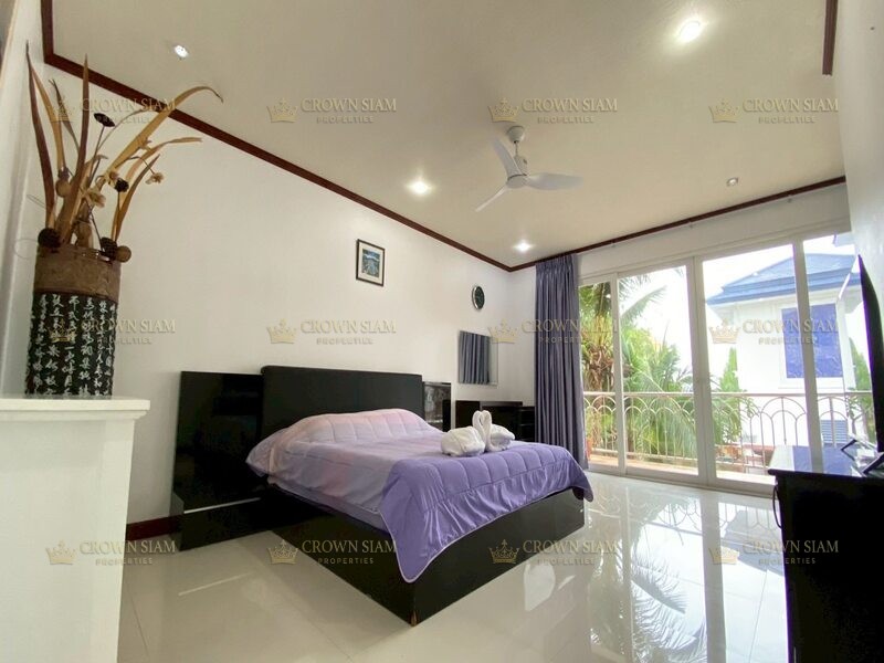 Jomtien • 3-Storey Detached Pool Villa • 4BR Private Pool Villa - Image 10