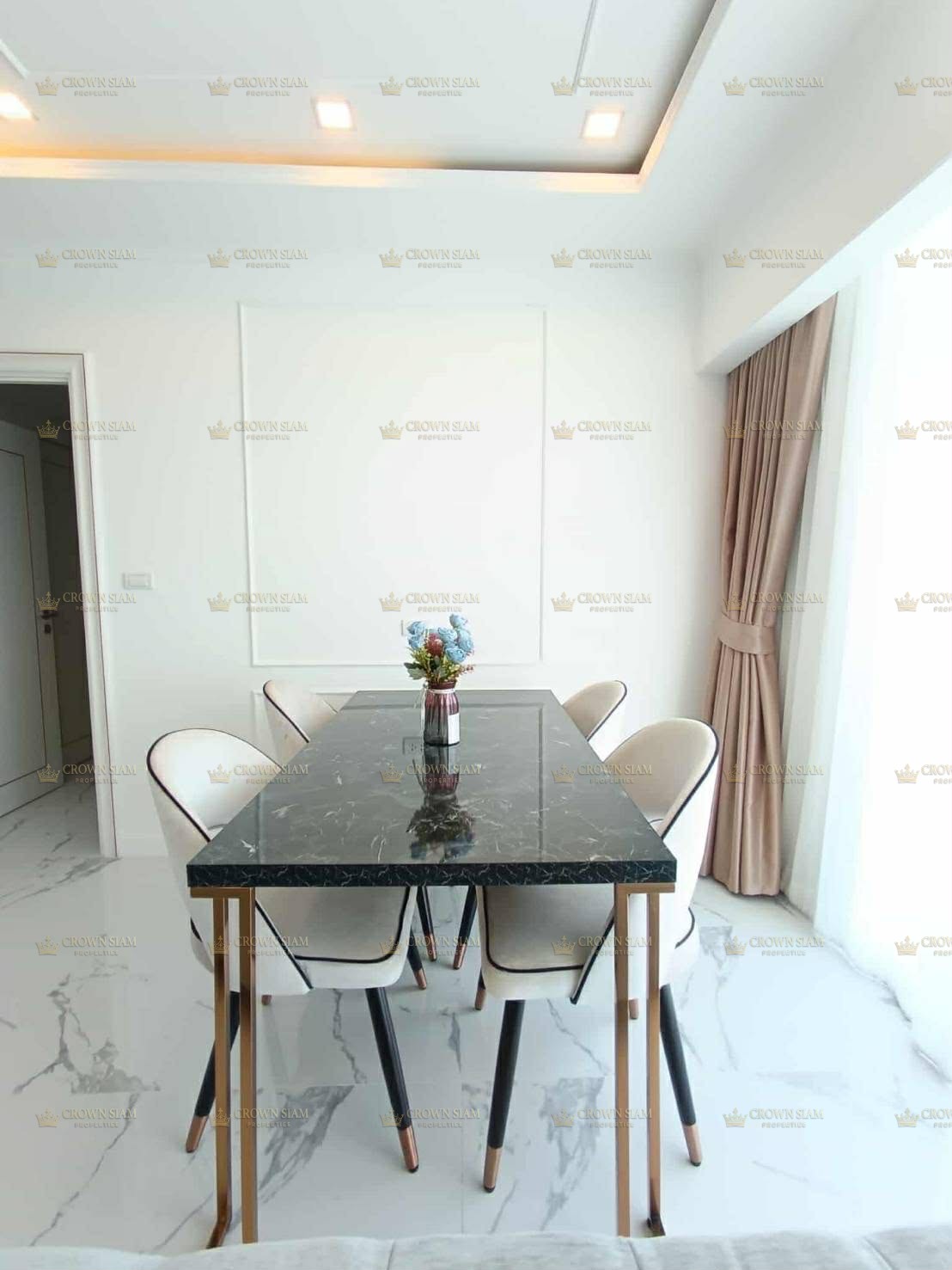 JOMTIEN EMPIRE TOWER  - Image 6