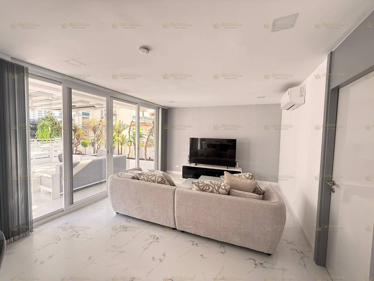 ANSOLA TOP FLOOR CONDO - Image 3