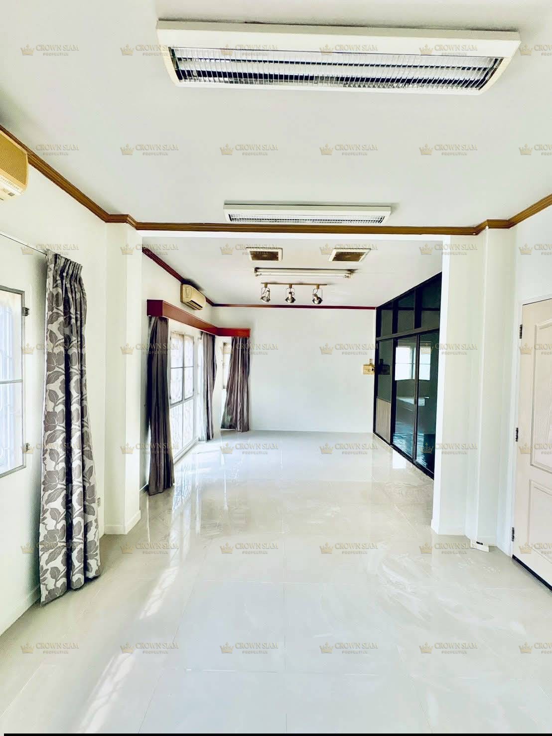 จอมเทียน • บ้านสวนลลนา • บ้าน 4 ห้องนอน - Image 9