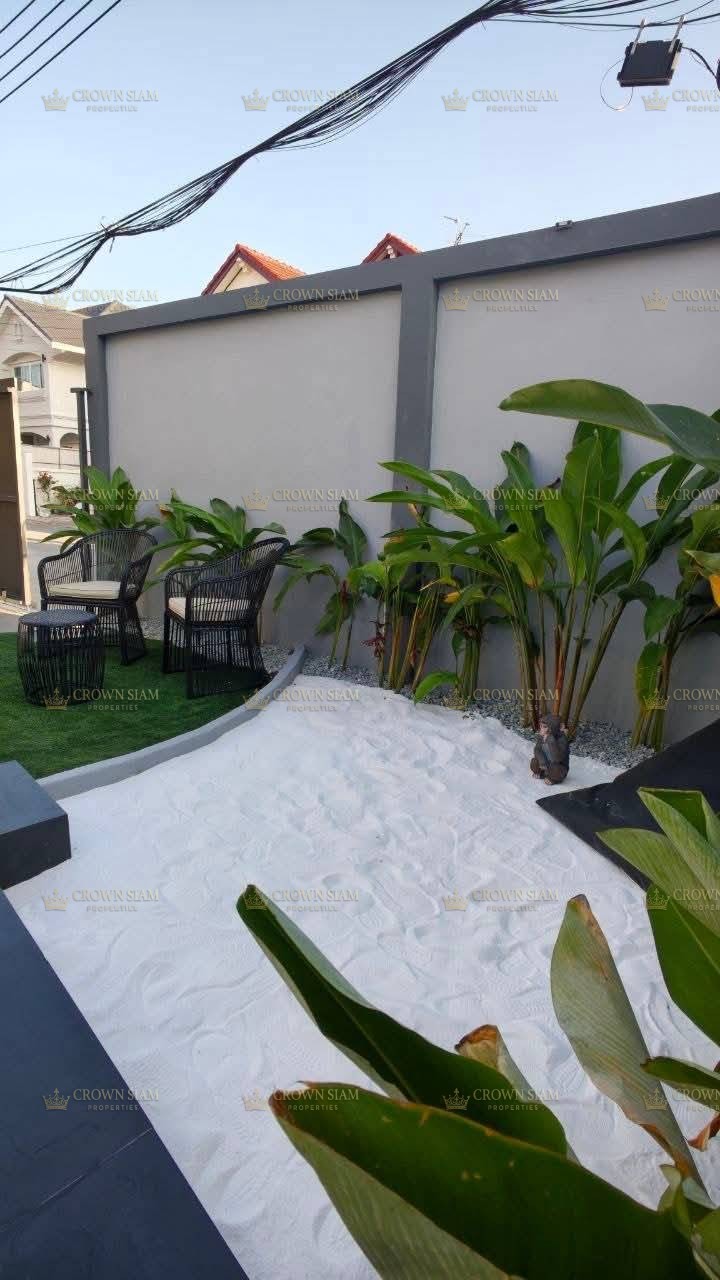 Mabprachan • Country Club Village • 5BR 4BT Pool Villa - Image 5