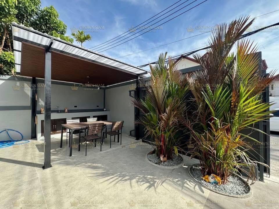 Mabprachan • Country Club Village • 5BR 4BT Pool Villa - Image 4