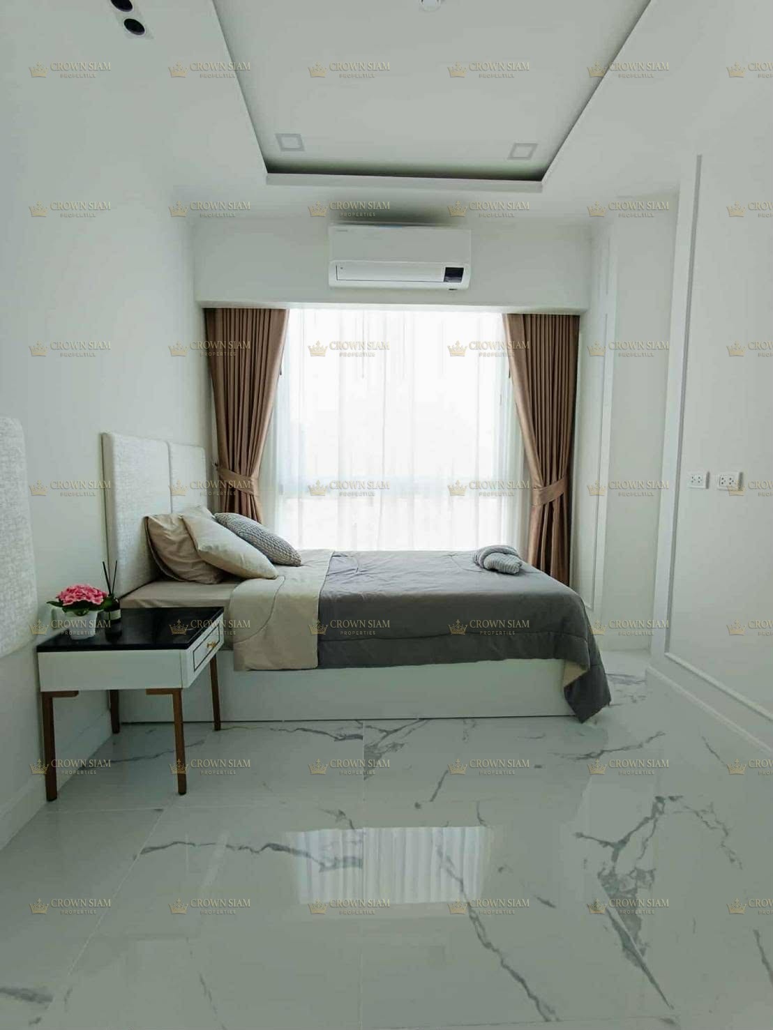 Pratumnak • Empire Tower • 14F 2BR Sea View - Image 10