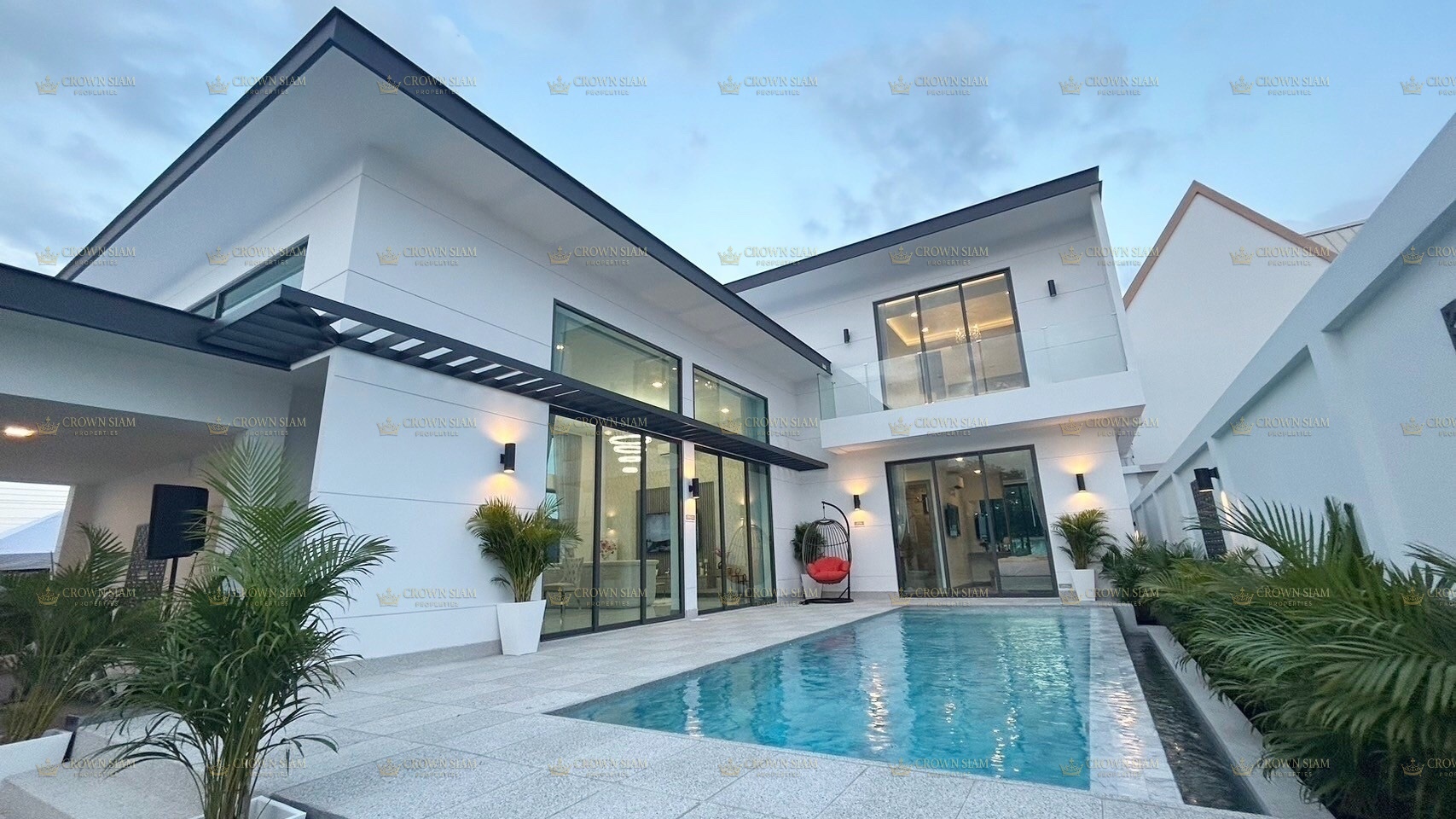 Layan Chak Nok | Luxury Private Pool Villas Pattaya - Image 3