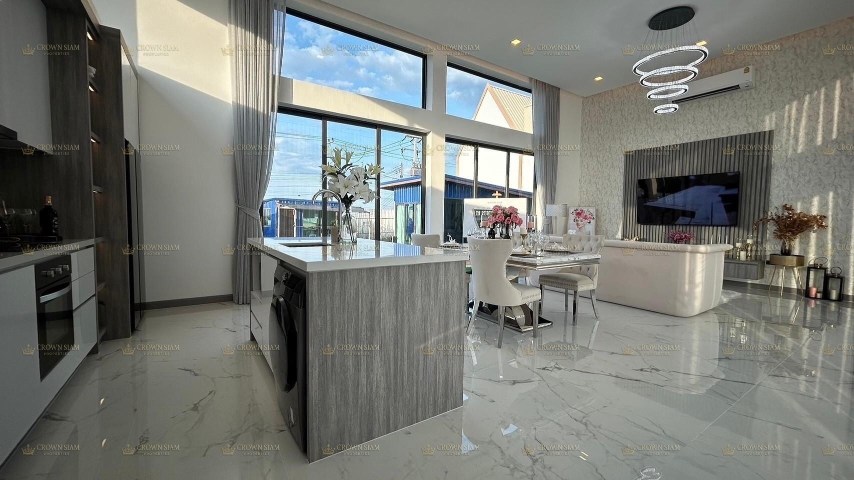 Layan Chak Nok | Luxury Private Pool Villas Pattaya - Image 4