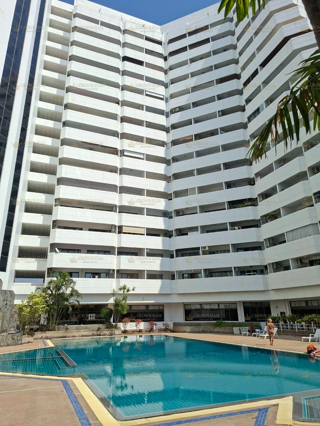 Jomtien • Paradise Condominium • 16F 1BR 1BT Condo