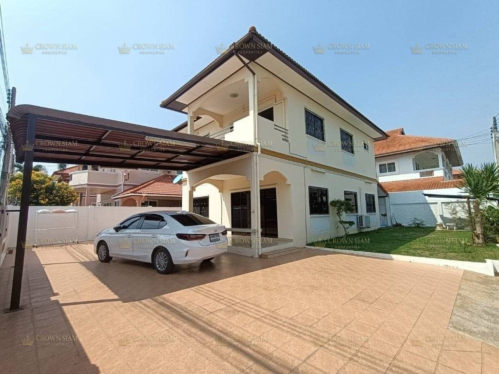 East Pattaya • Chaiyapruek Road • Spacious 4BR Family Home for Rent