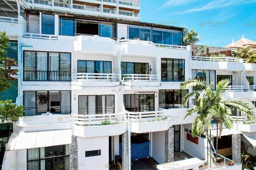 Pratumnak • Beachfront Townhouse • 4 Storey 8BR 7BT Townhouse-Villa
