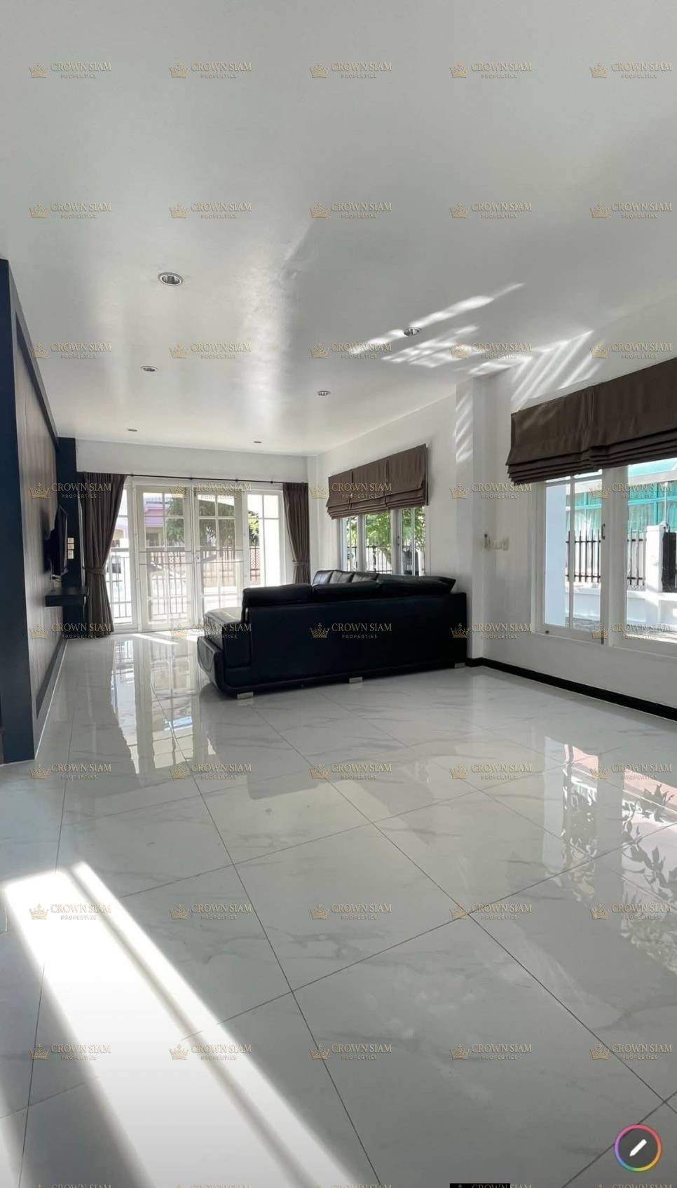 Jomtien • Baan Fah Rim Haad • 3BR House for Rent - Image 7
