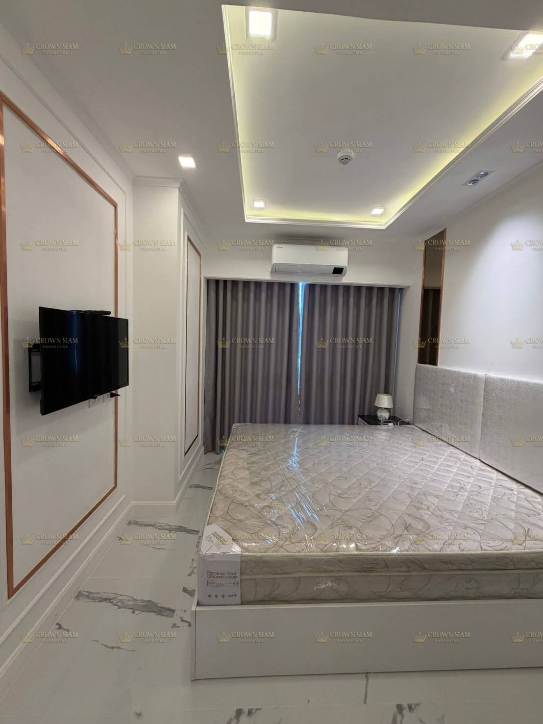 Jomtien • The Empire Tower Pattaya • 20F 2BR Partial Sea View Condo - Image 9