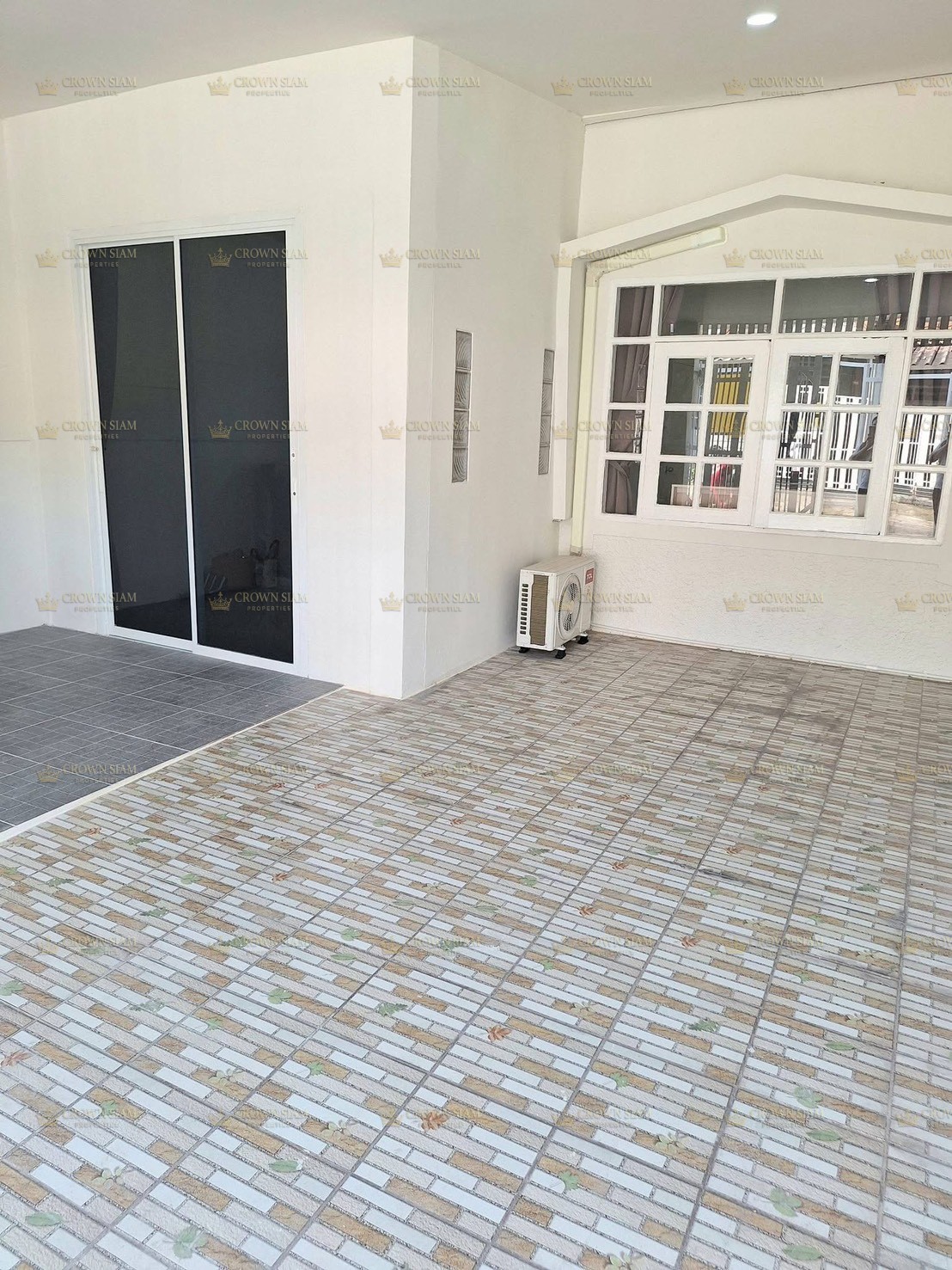 พัทยาตะวันออก • เขาตาโล • บ้าน 2 ห้องนอน 1 ห้องน้ำ - Image 3