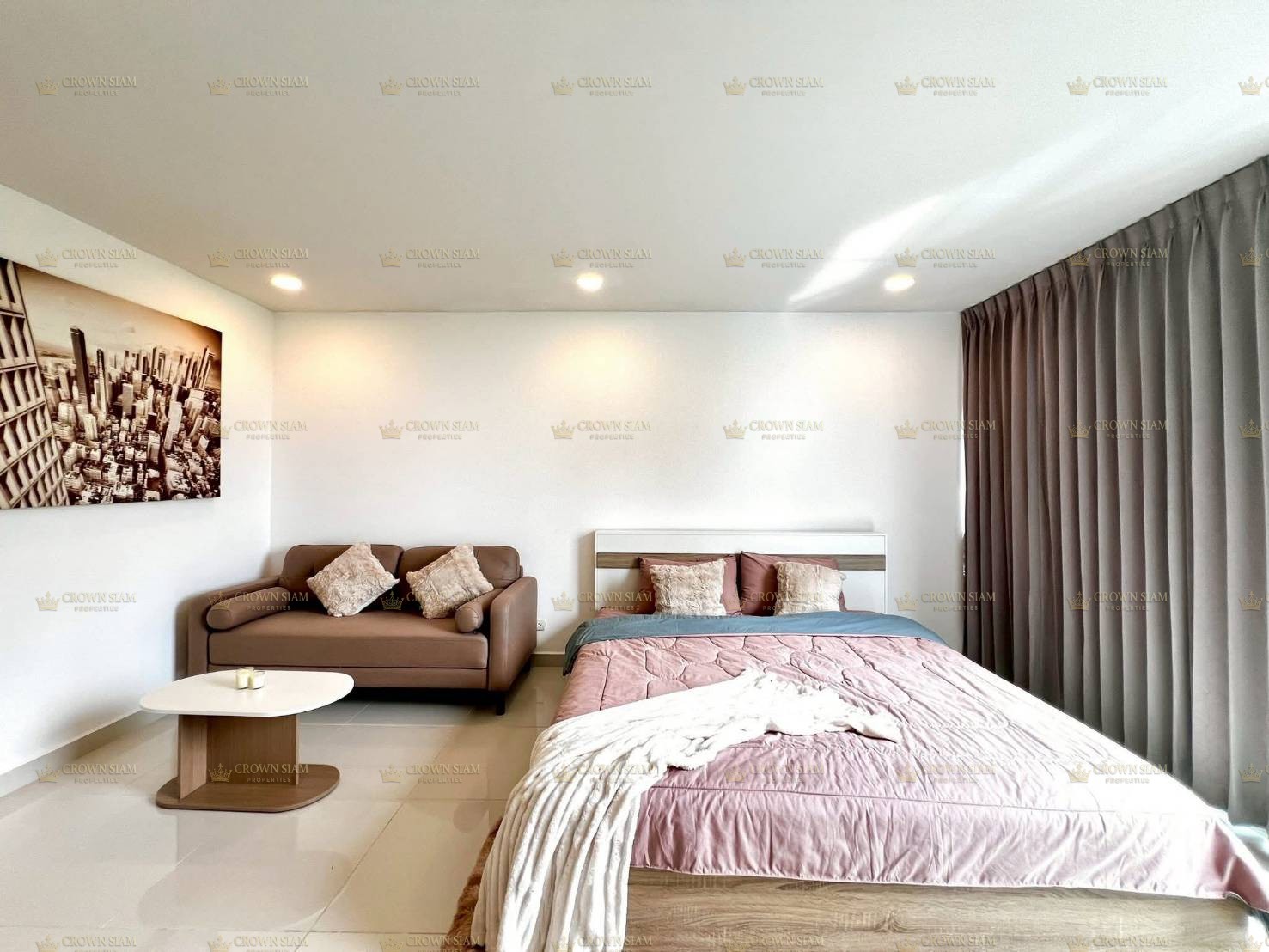 North Pattaya • Club Royal Condominium • Studio Pool & Sea View Condo  For Sale: 1,790,000 THB - Image 3
