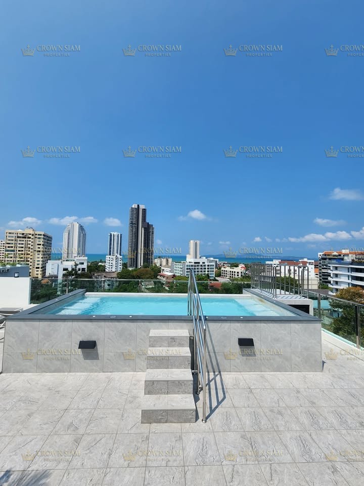 Pratumnak • Siam Oriental Dream • Ground Floor Studio Garden View - Image 8