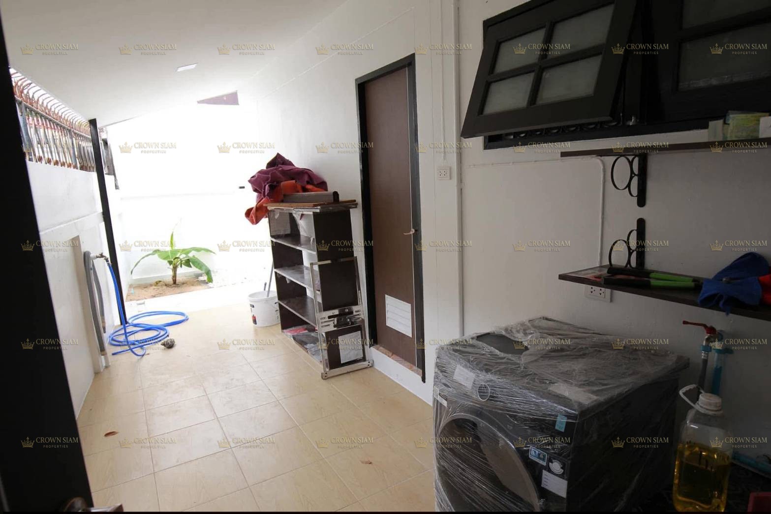 North Pattaya • Soi Photisan 3 • 3BR 2BT House - Image 8