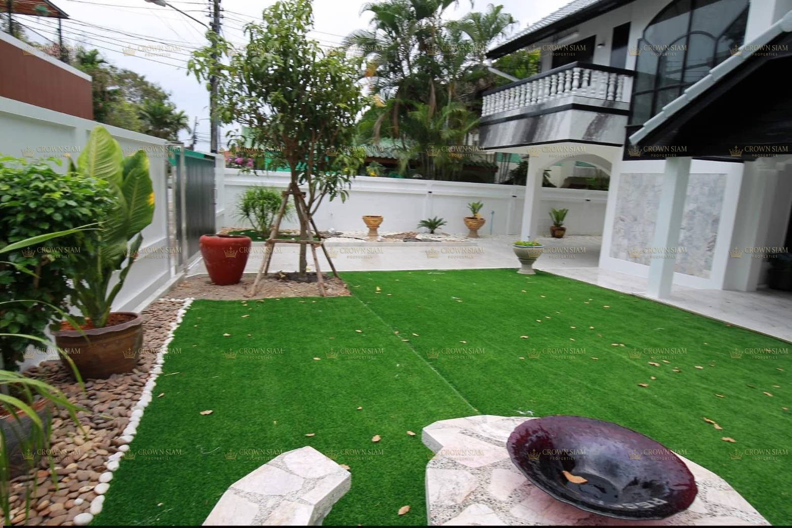 North Pattaya • Soi Photisan 3 • 3BR 2BT House - Image 5