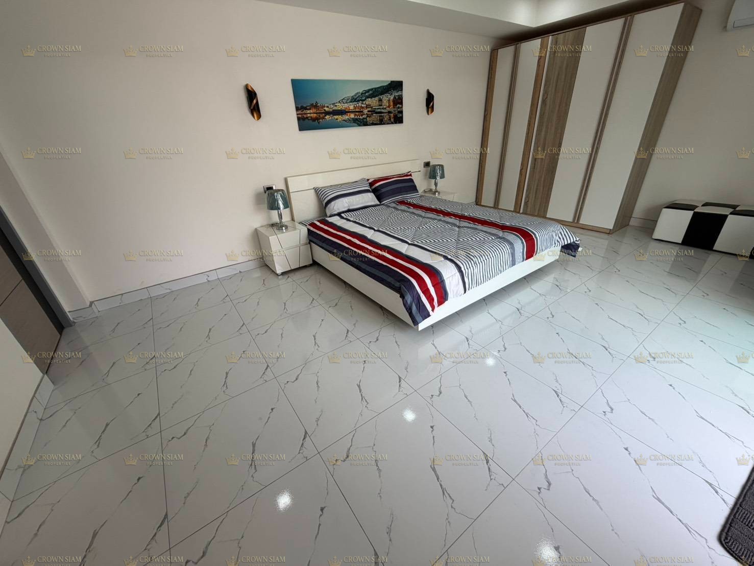 พัทยาตะวันออก • วิลล่าพูลส่วนตัว • บ้านพักปรับปรุงใหม่ 6 ห้องนอน - Image 6