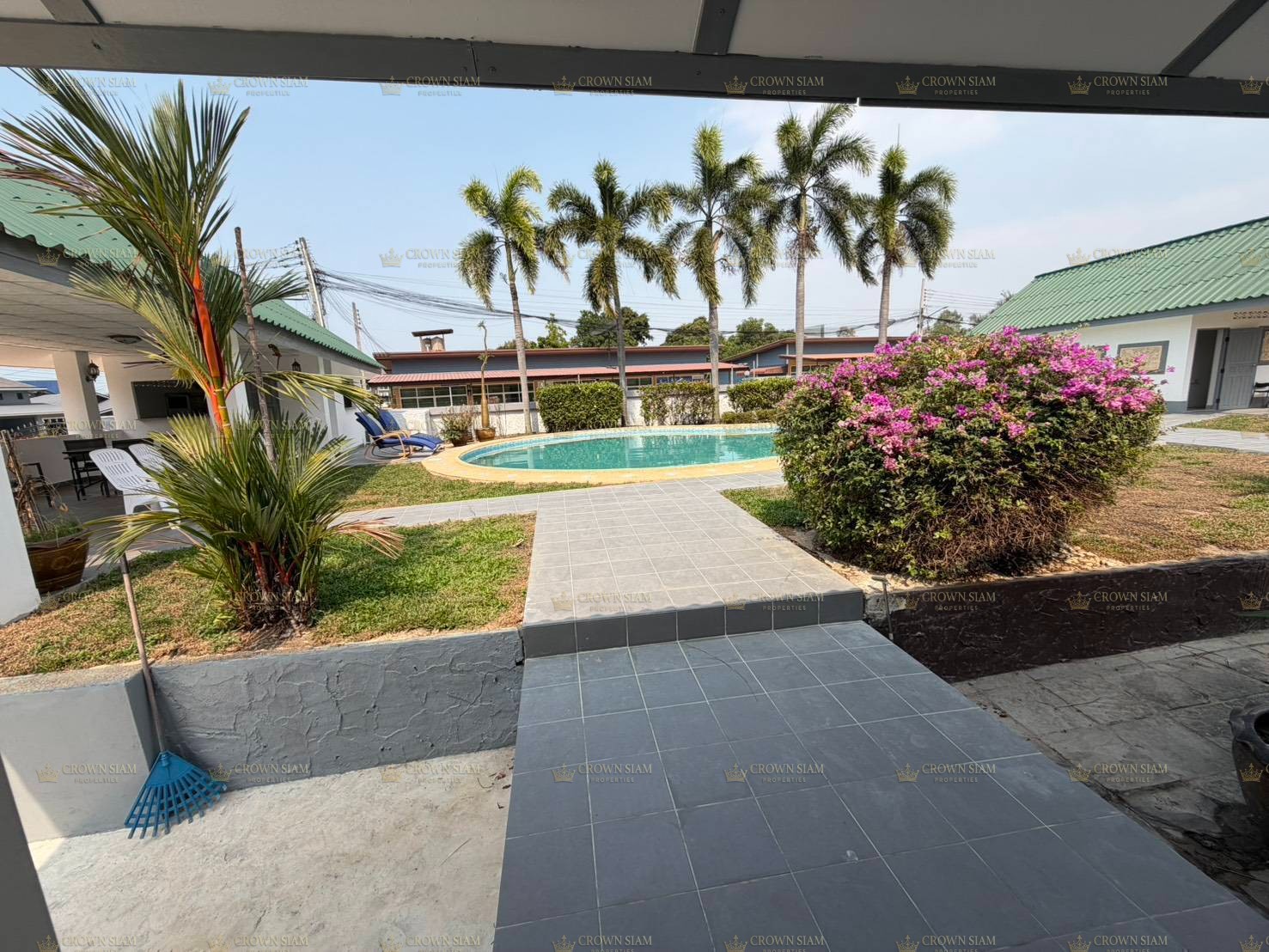 พัทยาตะวันออก • วิลล่าพูลส่วนตัว • บ้านพักปรับปรุงใหม่ 6 ห้องนอน - Image 9