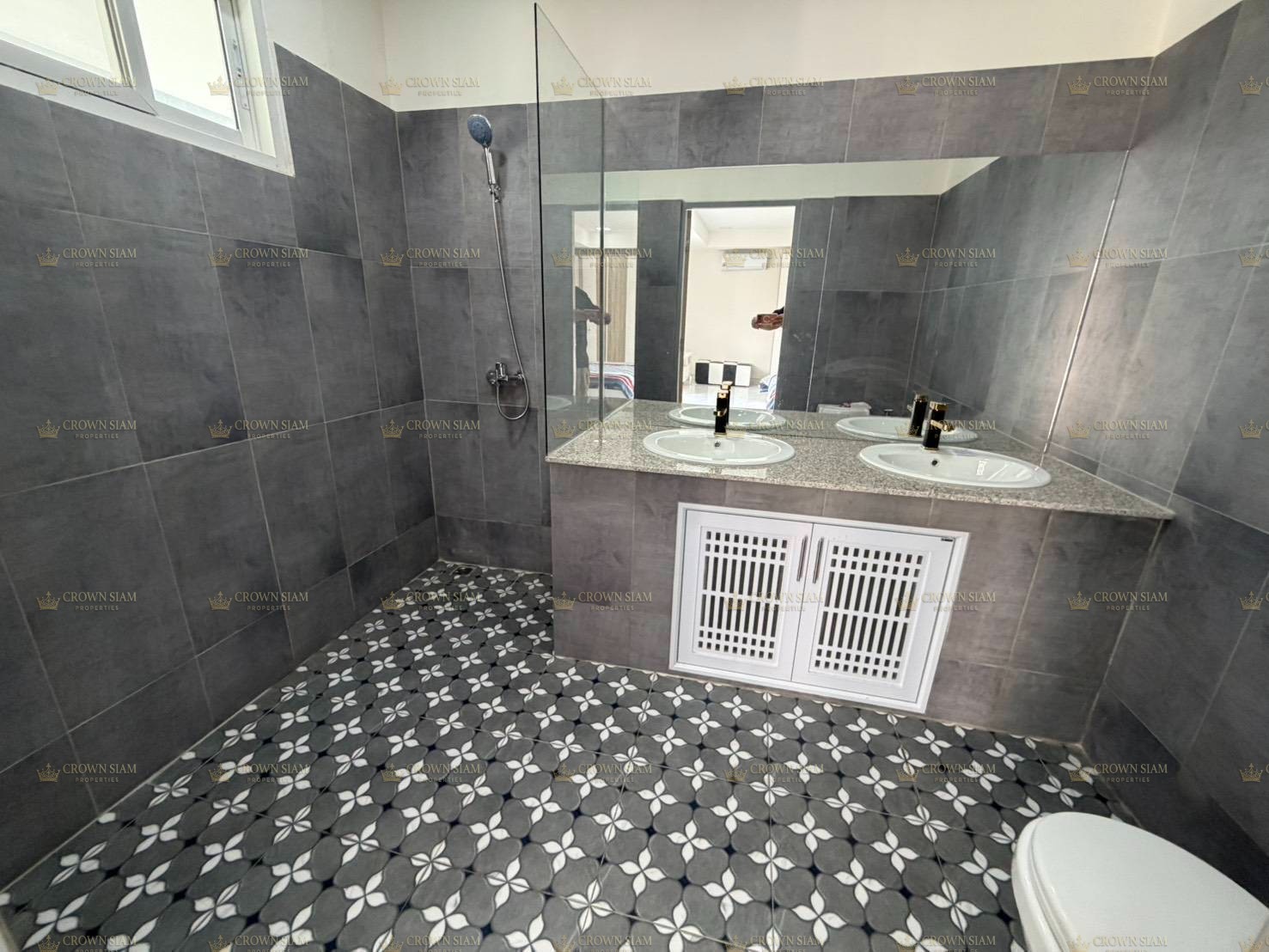 พัทยาตะวันออก • วิลล่าพูลส่วนตัว • บ้านพักปรับปรุงใหม่ 6 ห้องนอน - Image 7