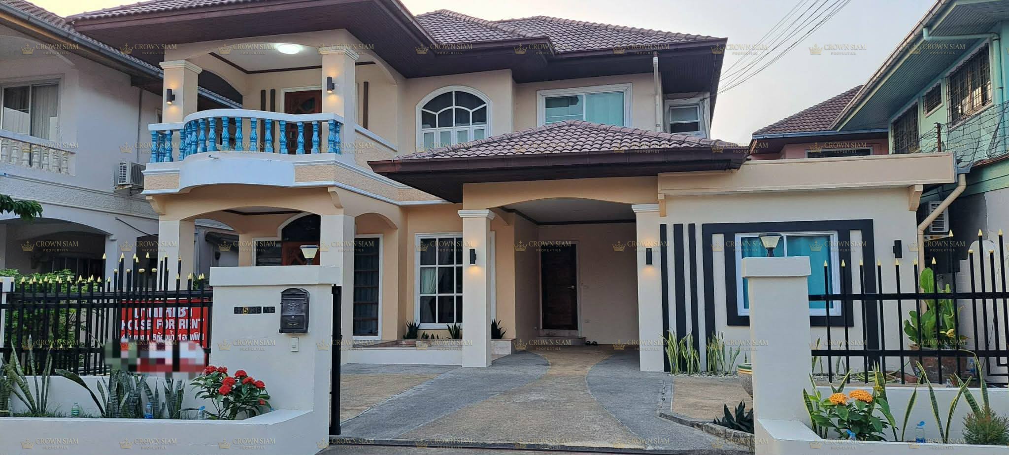 North Pattaya • Naklua • 4BR House - Image 3