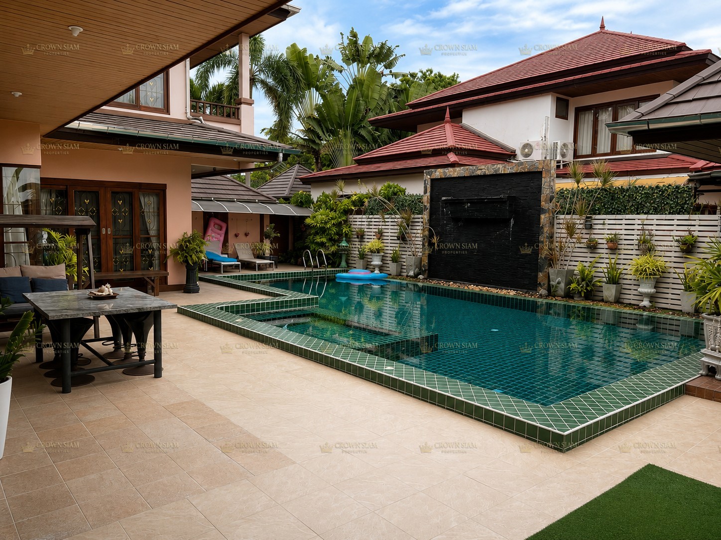 华亚 • Phoenix Gold Golf & Country Club • 4卧室泳池别墅 - Image 6