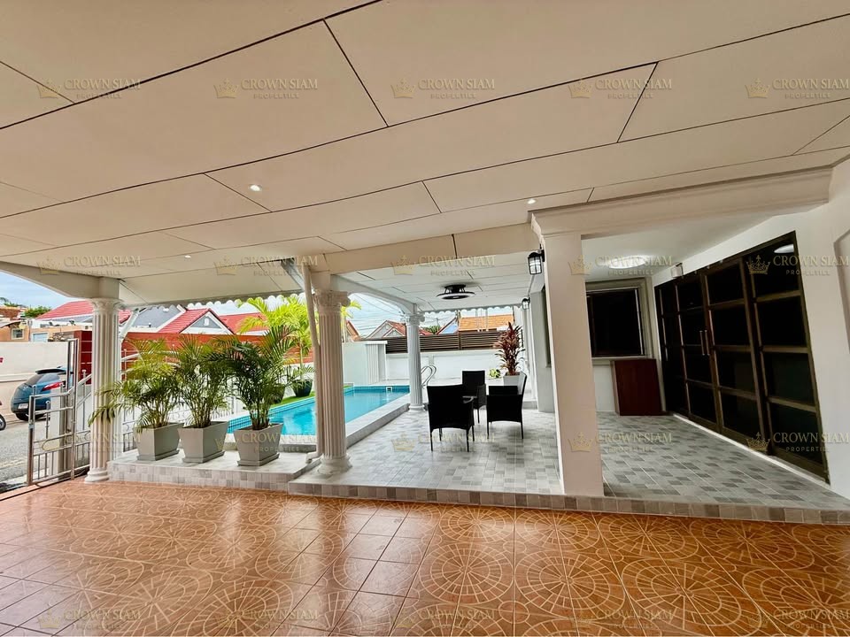 East Pattaya • Wantana Village • 4BR Private Pool Villa - Image 4