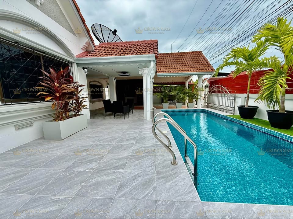 East Pattaya • Wantana Village • 4BR Private Pool Villa - Image 3