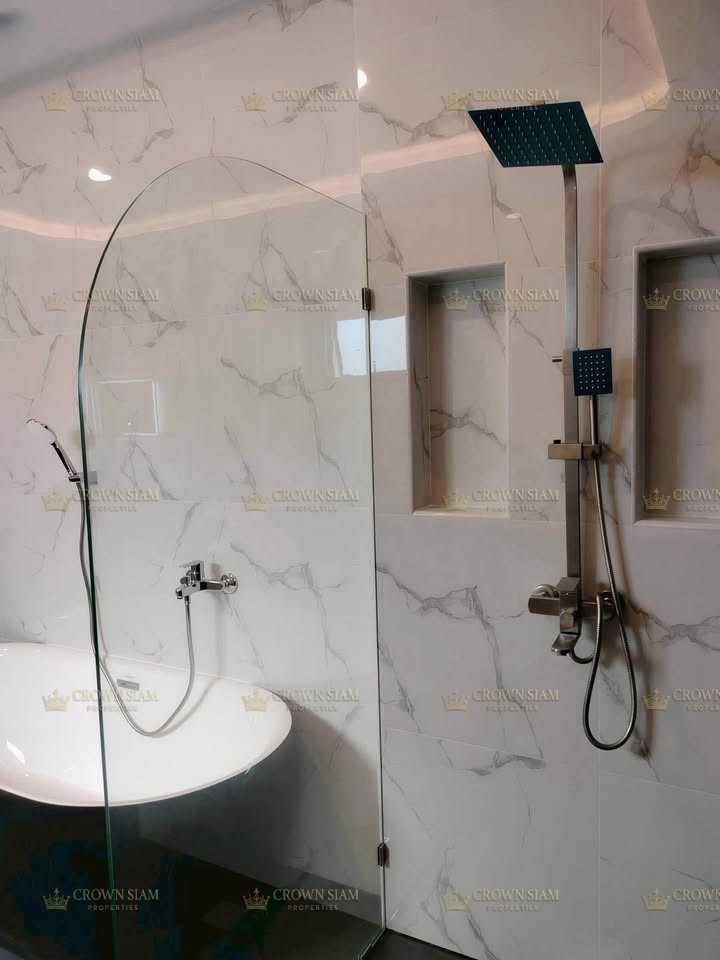 East Pattaya • Paradise Hill 2 • 4BR House - Image 9
