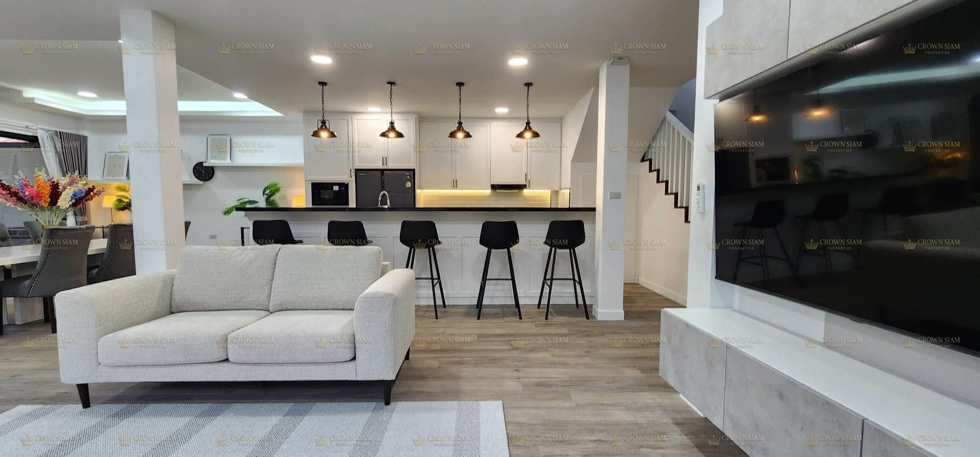 พัทยาตะวันออก • The Shade Villas • บ้านพูลวิลล่า 5 ห้องนอน - Image 4