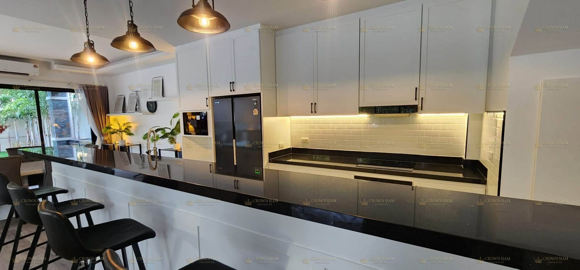 พัทยาตะวันออก • The Shade Villas • บ้านพูลวิลล่า 5 ห้องนอน - Image 6