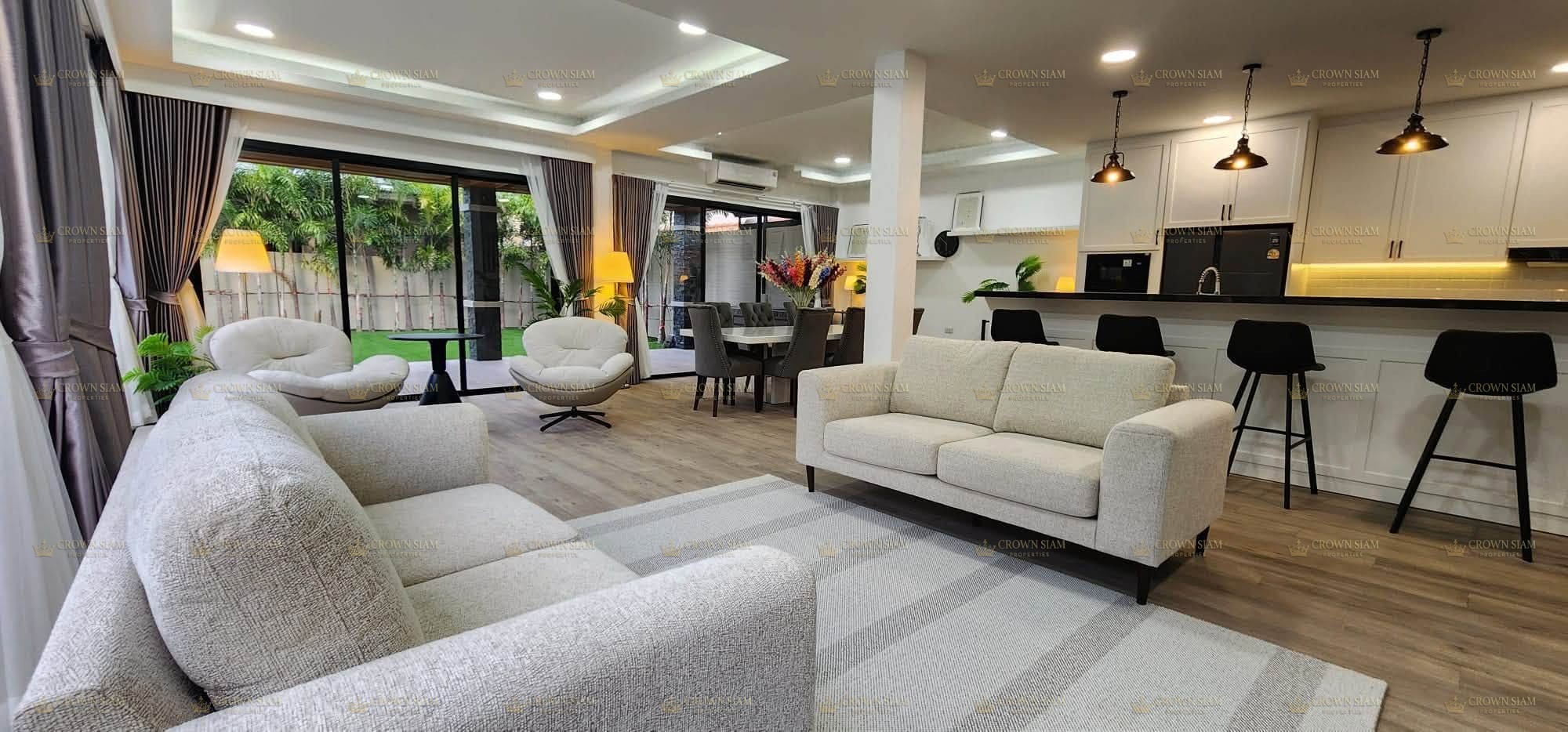 พัทยาตะวันออก • The Shade Villas • บ้านพูลวิลล่า 5 ห้องนอน - Image 3