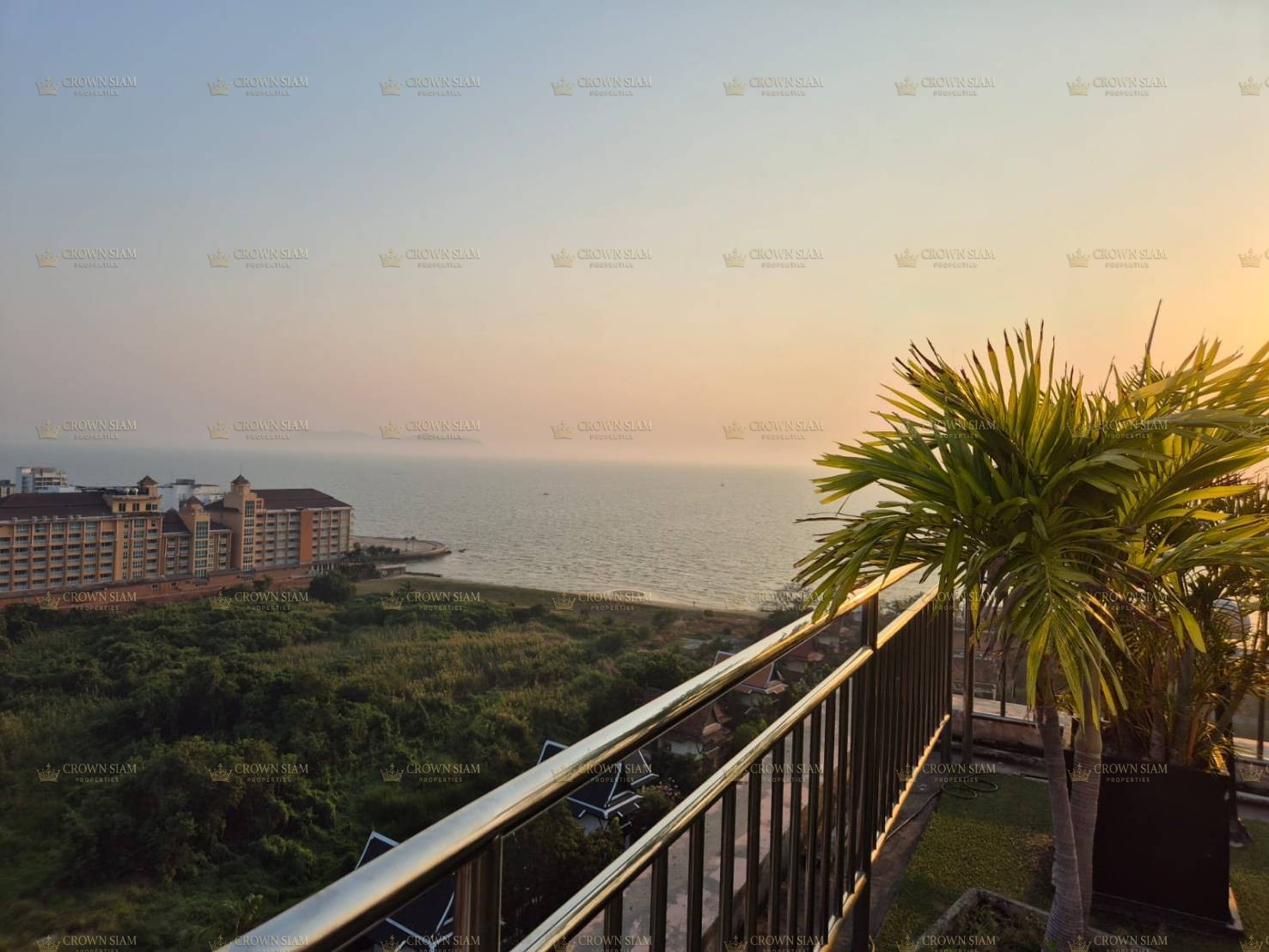 中天 • Nam Talay Condominium • 6楼单间公寓 - Image 9