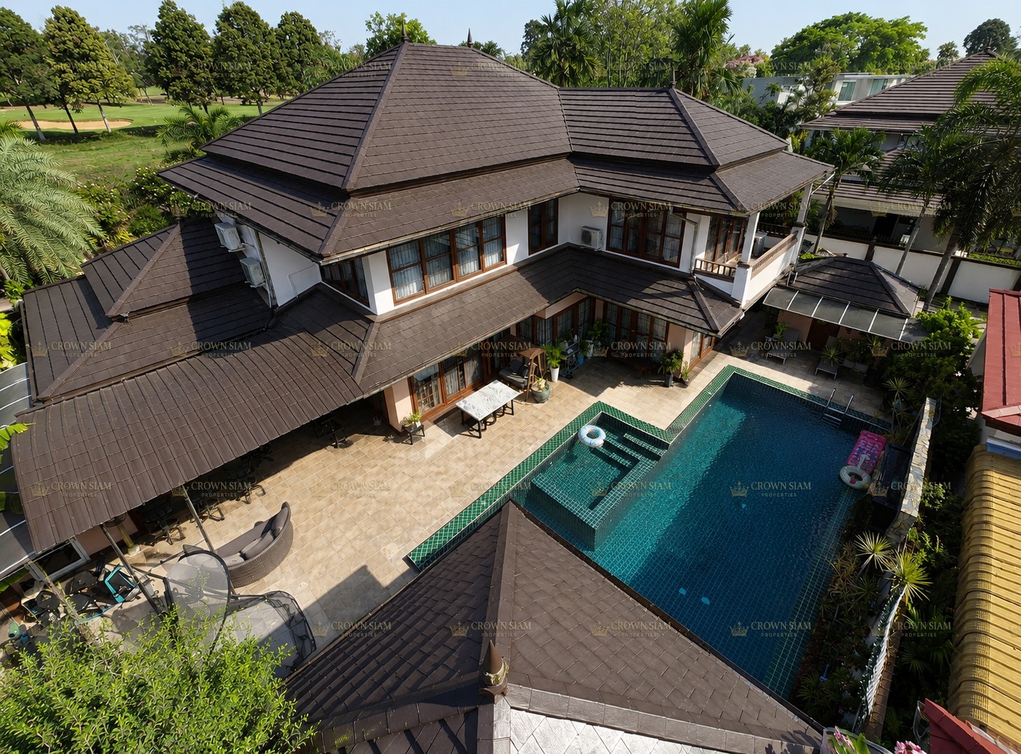 华亚 • Phoenix Gold Golf & Country Club • 4卧室泳池别墅 - Image 4