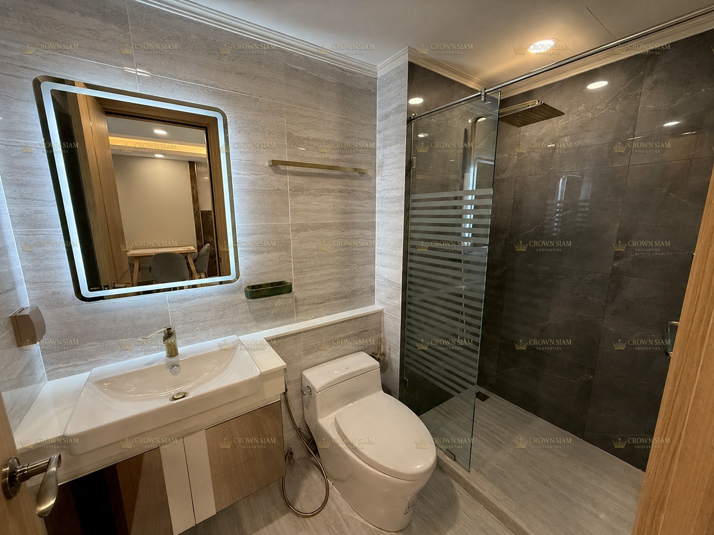 中天 • Dusit Grand Park 2 • C栋 1楼 1房 泳池直通单位 - Image 5