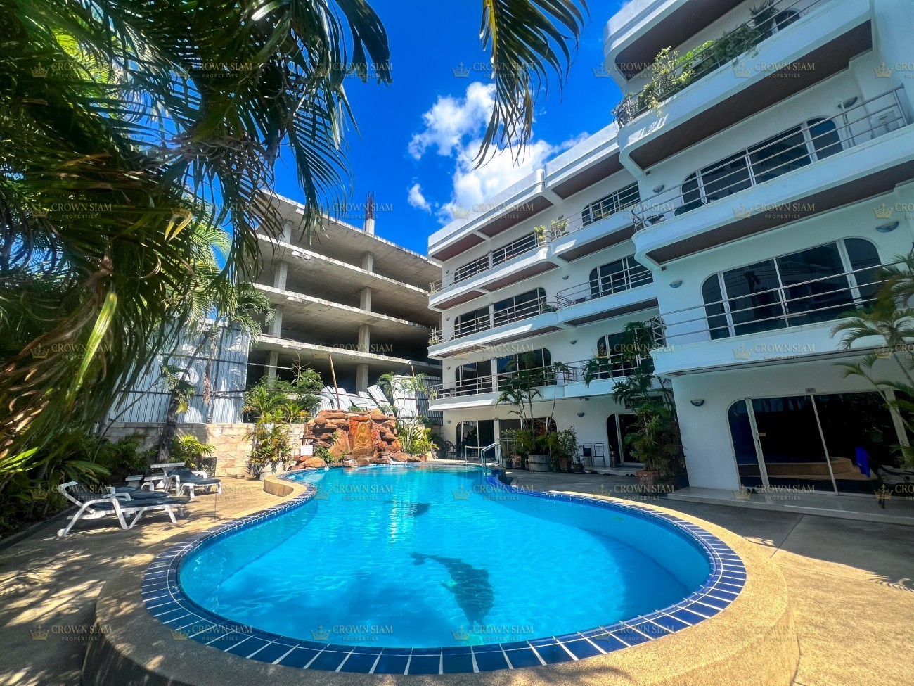 APARTMENT BUILDING FOR SALE WITH POOL  l  PRATUMNAK - Image 4