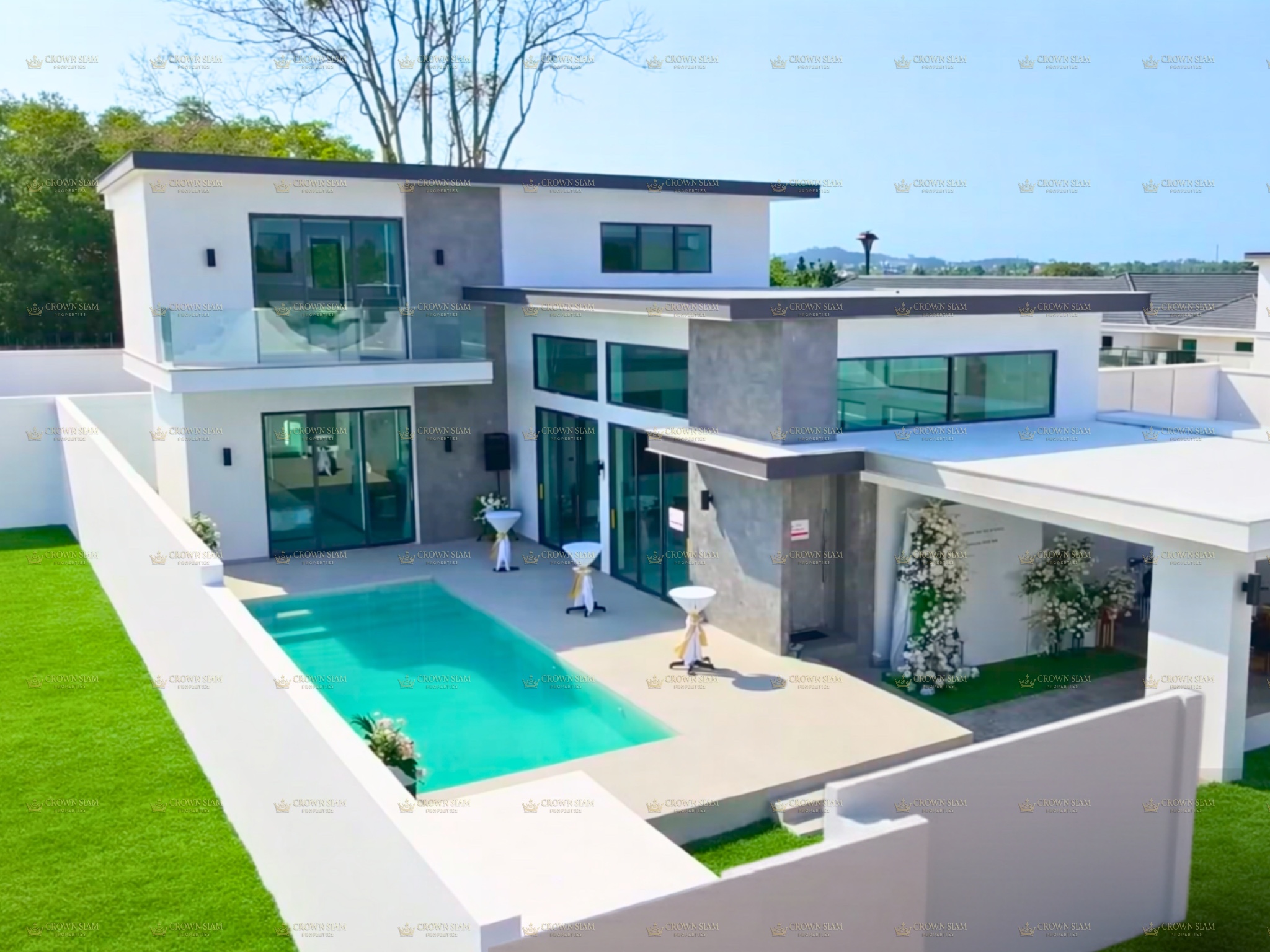 Layan Chak Nok | Luxury Private Pool Villas Pattaya - Image 1