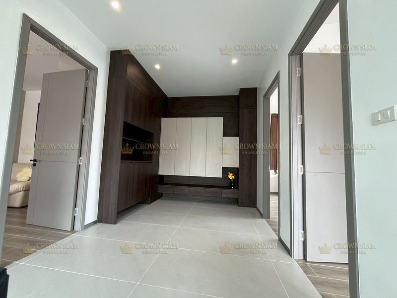 Jomtien • Eakmongkol • 5BR House - Image 10