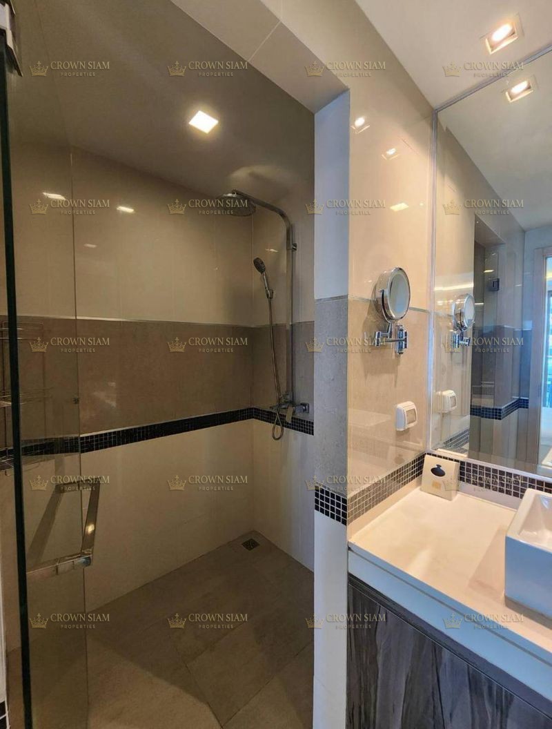 North Pattaya • Wongamat Tower Condominium • 9F 1BR Sea View Condo - Image 10