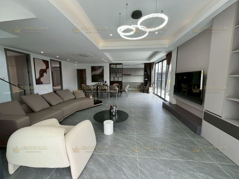 Jomtien • Eakmongkol • 5BR House - Image 5