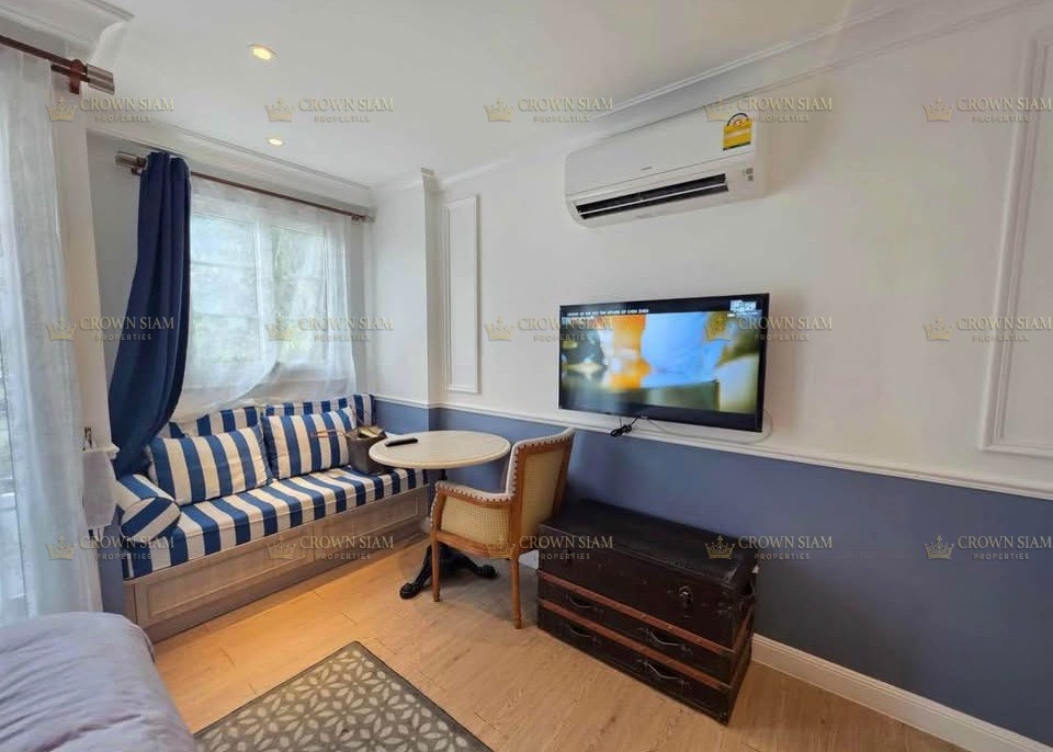 中天 • Seven Seas Côte d’Azur • 2楼 单间 城景 - Image 4