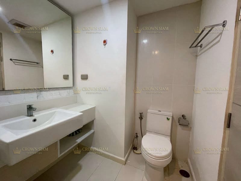 Jomtien • Seven Seas Resort • 4F 1BR Pool View - Image 5