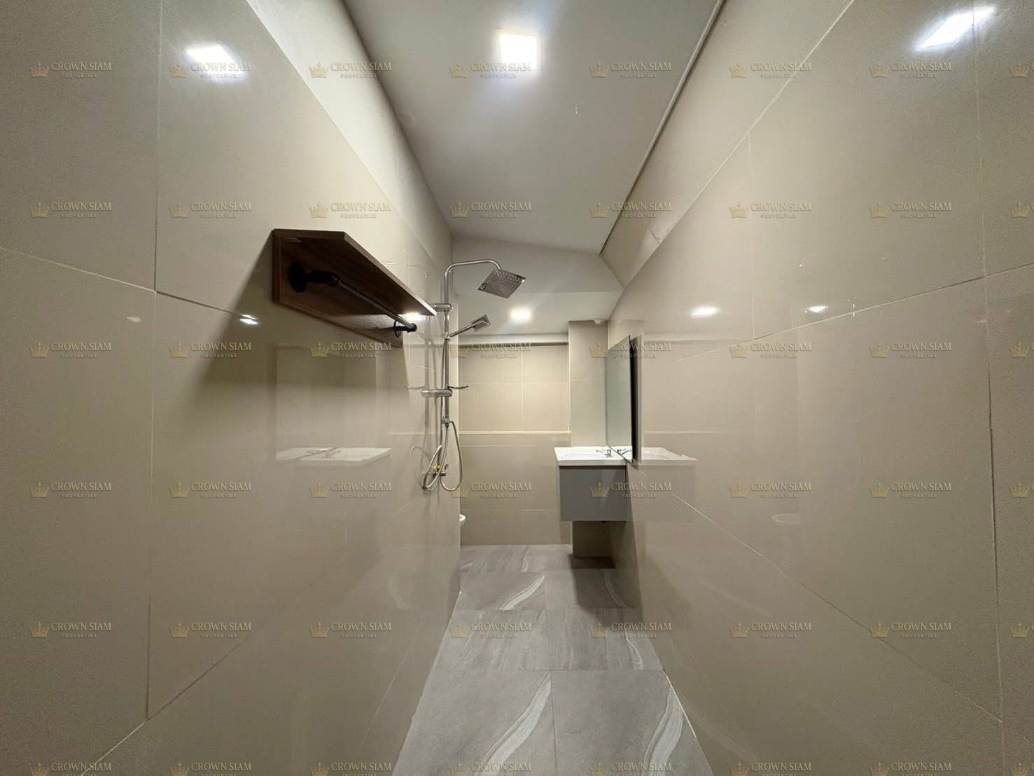 North Pattaya • Near Mini Siam • 3BR House for Rent - Image 9