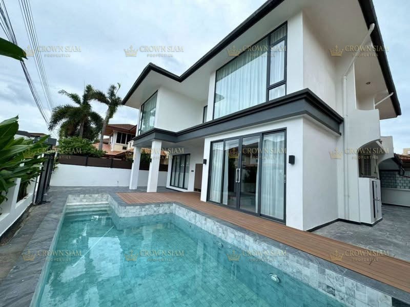 South Pattaya • Eakmongkol Thepprasit • 6BR House - Image 3