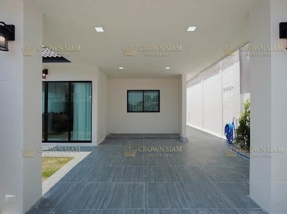 พัทยาตะวันออก • หมู่บ้านพัทยารุ่งเรือง • พูลวิลล่า 3 ห้องนอน รีโนเวทใหม่ - Image 4